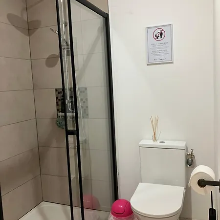 Le Manoir Des Sables - Familial Grand Confort ベッド・アンド・ブレックファスト 4*